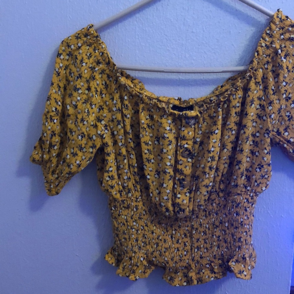 RUE 21 yellow off-the-shoulder shirt
